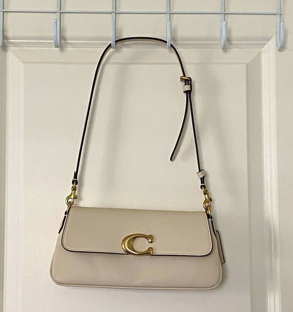 Coach CAM16 Jet Shoulder Bag In Chalk